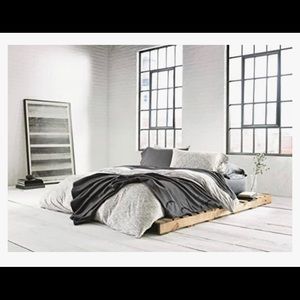 Calvin Klein Marble Duvet Cover - Queen